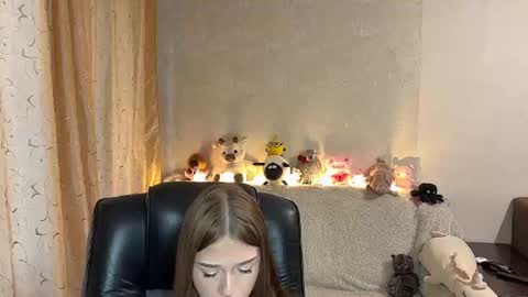 Snapshot of urmeowkitty chatting on 07-30-26, 05:34 Molly online show from 07-30-26, 05:34