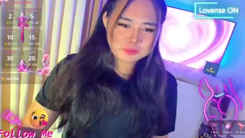 Snapshot of urnaughty_ceciliaxxx chatting on 06-23-26, 10:46 cecilia online show from 06-23-26, 10:46