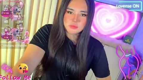 Snapshot of urnaughty_ceciliaxxx chatting on 06-24-26, 03:33 cecilia online show from 06-24-26, 03:33