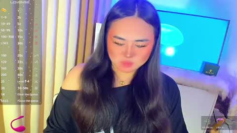 Snapshot of urnaughty_ceciliaxxx chatting on 06-28-26, 12:00 cecilia online show from 06-28-26, 12:00