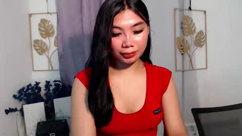 urpinay_sandra69 online show from 04-12-26, 06:46