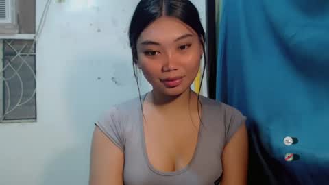 Snapshot of urpinay_sandra69 chatting on 06-26-26, 05:23 urpinay_sandra69 online show from 06-26-26, 05:23