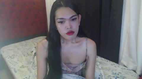 Snapshot of urpinayjenfuckerxxx chatting on 09-19-25, 03:19 Jenny online show from 09-19-25, 03:19