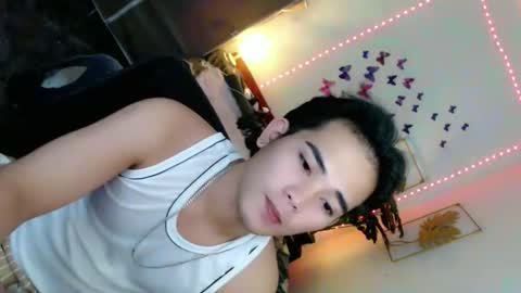 Snapshot of urpinoy_cummer chatting on 03-16-26, 01:37 urpinoy_cummer online show from 03-16-26, 01:37