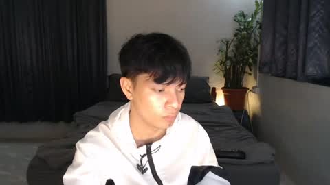 Mel online show from 07-19-26, 04:54