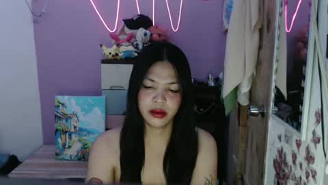 Snapshot of urpreciouspinayxxx chatting on 01-10-26, 01:29 hi im kim online show from 01-10-26, 01:29