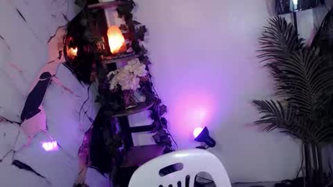 ursandra_xx online show from 09-11-25, 07:19