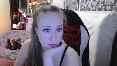 UrSecretTreasure88 online show from 03-19-26, 11:47