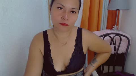 urslut_jimiely69 online show from 07-12-26, 10:12