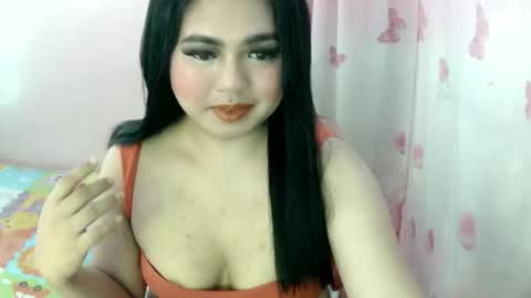 Snapshot of urslut_max chatting on 10-25-25, 07:49 maxie online show from 10-25-25, 07:49