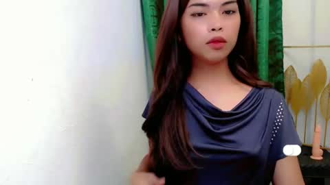 Snapshot of urslutty_jasmine chatting on 04-08-26, 01:44 jasmine online show from 04-08-26, 01:44