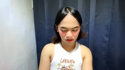 Snapshot of urslutty_mayie chatting on 11-20-25, 12:22 urslutty_mayie online show from 11-20-25, 12:22