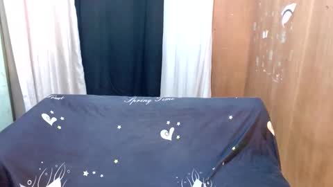 Snapshot of ursweet_jem chatting on 12-21-25, 06:09 JEm online show from 12-21-25, 06:09