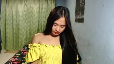 Snapshot of ursweetpinayfrancinexxx chatting on 07-29-26, 01:42 franzine online show from 07-29-26, 01:42