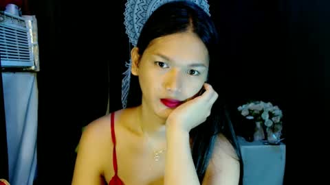 Snapshot of urthai_hotfilipinax chatting on 01-29-25, 11:04 angel online show from 01-29-25, 11:04