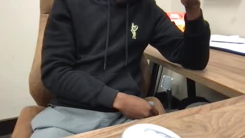 Urwivesaffair online show from 09-09-25, 04:28