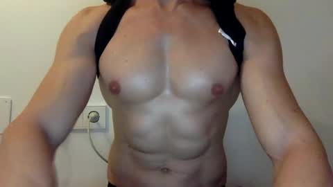 urxtoyboy online show from 04-18-26, 10:54