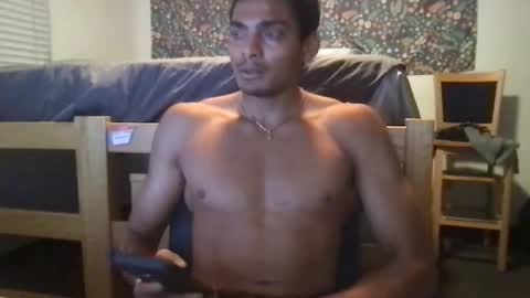 Snapshot of usain795604 chatting on 12-20-25, 08:10 DrewBolt online show from 12-20-25, 08:10