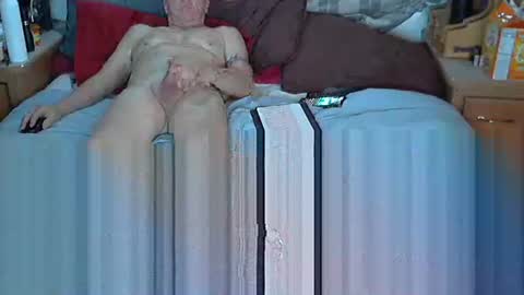 Snapshot of usednotbroken1 chatting on 02-03-26, 05:51 usednotbroken1 online show from 02-03-26, 05:51