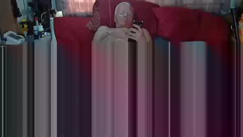 Snapshot of usednotbroken1 chatting on 03-06-26, 04:36 usednotbroken1 online show from 03-06-26, 04:36