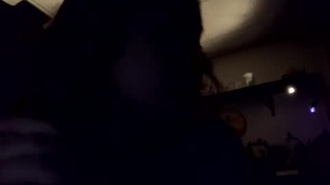 usefulhole online show from 10-29-25, 04:42