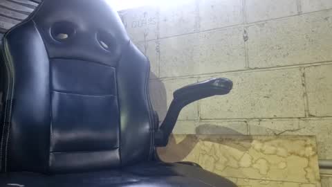 Snapshot of useme975 chatting on 12-23-24, 07:20 useme975 online show from 12-23-24, 07:20