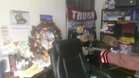 Eric online show from 12-15-25, 12:09