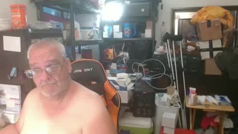 Eric online show from 06-04-26, 01:55