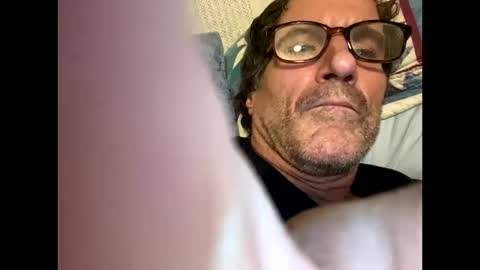 Snapshot of usmaledelivery chatting on 10-10-25, 06:12 Tonight i need watchers thanks online show from 10-10-25, 06:12