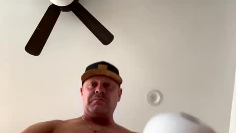 utah4fub4 online show from 10-14-25, 12:22