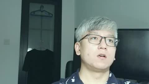 Snapshot of uuuffuu chatting on 10-24-25, 10:11 uuuffuu online show from 10-24-25, 10:11