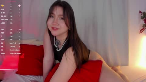 Snapshot of uwumary chatting on 05-28-26, 03:15 Mary online show from 05-28-26, 03:15