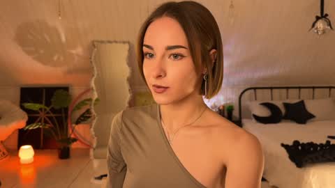 Snapshot of uwunikaa chatting on 11-15-25, 04:58 Anika On vacation online show from 11-15-25, 04:58