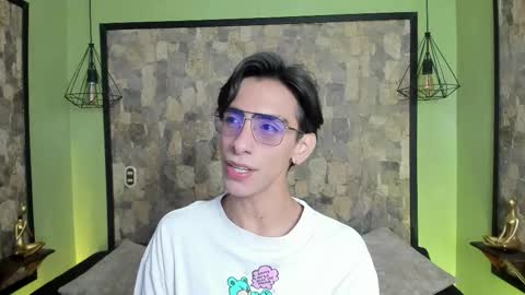 Snapshot of uyukie chatting on 11-05-25, 12:27 UYUKIE online show from 11-05-25, 12:27