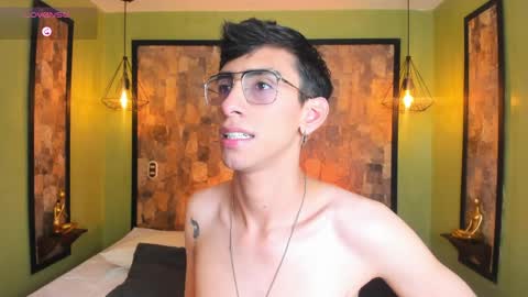 Snapshot of uyukie chatting on 05-29-26, 04:54 UYUKIE online show from 05-29-26, 04:54