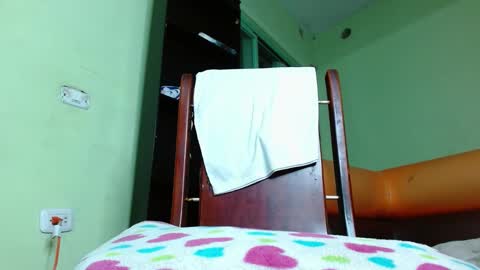 Snapshot of uzaki_007 chatting on 12-06-24, 07:10 uzaki_007 online show from 12-06-24, 07:10