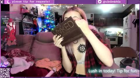 Snapshot of v3n0mb1t3z chatting on 11-28-25, 03:09 kermit online show from 11-28-25, 03:09