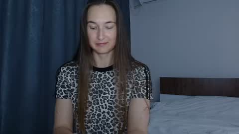 Valensiya online show from 06-16-26, 09:39