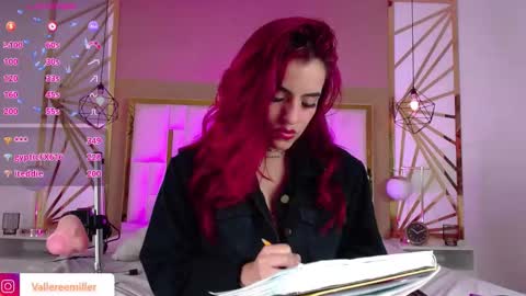 Snapshot of vaaleriee_miller_ chatting on 12-05-25, 05:27 valeriee miller online show from 12-05-25, 05:27