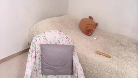 Snapshot of vaalerii_cutee chatting on 05-30-26, 02:08 valeri and markk online show from 05-30-26, 02:08