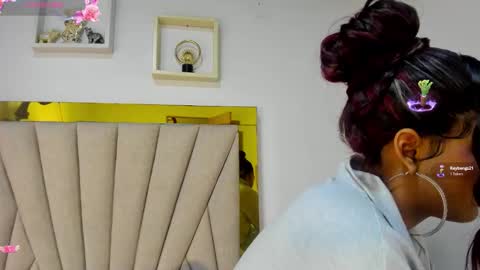 vahioleth  online show from 03-19-26, 02:59