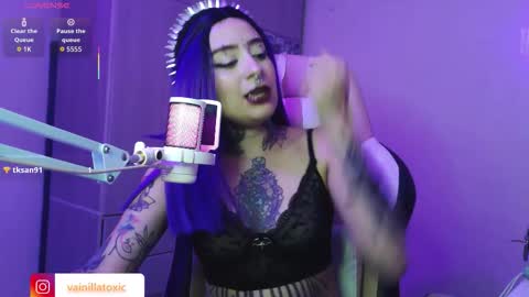 Vainilla Independent model online show from 12-05-25, 02:20