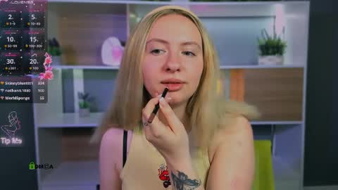 vaiolet_lovely online show from 04-27-26, 11:25