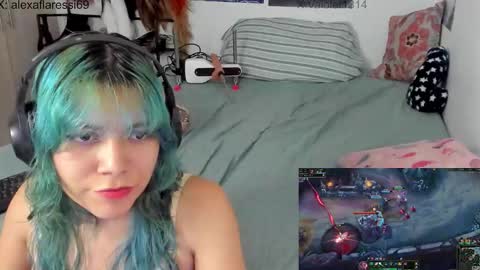 Vaiolet1314 online show from 12-17-25, 12:38