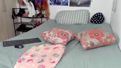 Vaiolet1314 online show from 12-21-25, 12:29