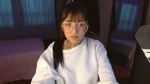 valentina online show from 11-11-25, 10:10