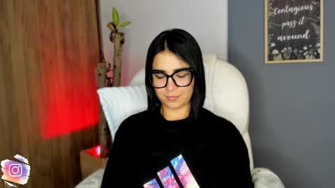 Snapshot of val_varago chatting on 02-24-26, 03:48 val_varago online show from 02-24-26, 03:48