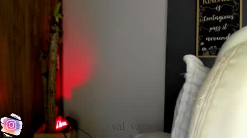 Snapshot of val_varago chatting on 03-03-26, 04:29 val_varago online show from 03-03-26, 04:29