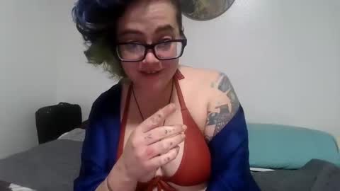 Snapshot of valarieak chatting on 10-02-25, 02:07 valarieak online show from 10-02-25, 02:07