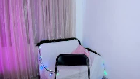 HI IM NEW online show from 12-17-25, 06:14